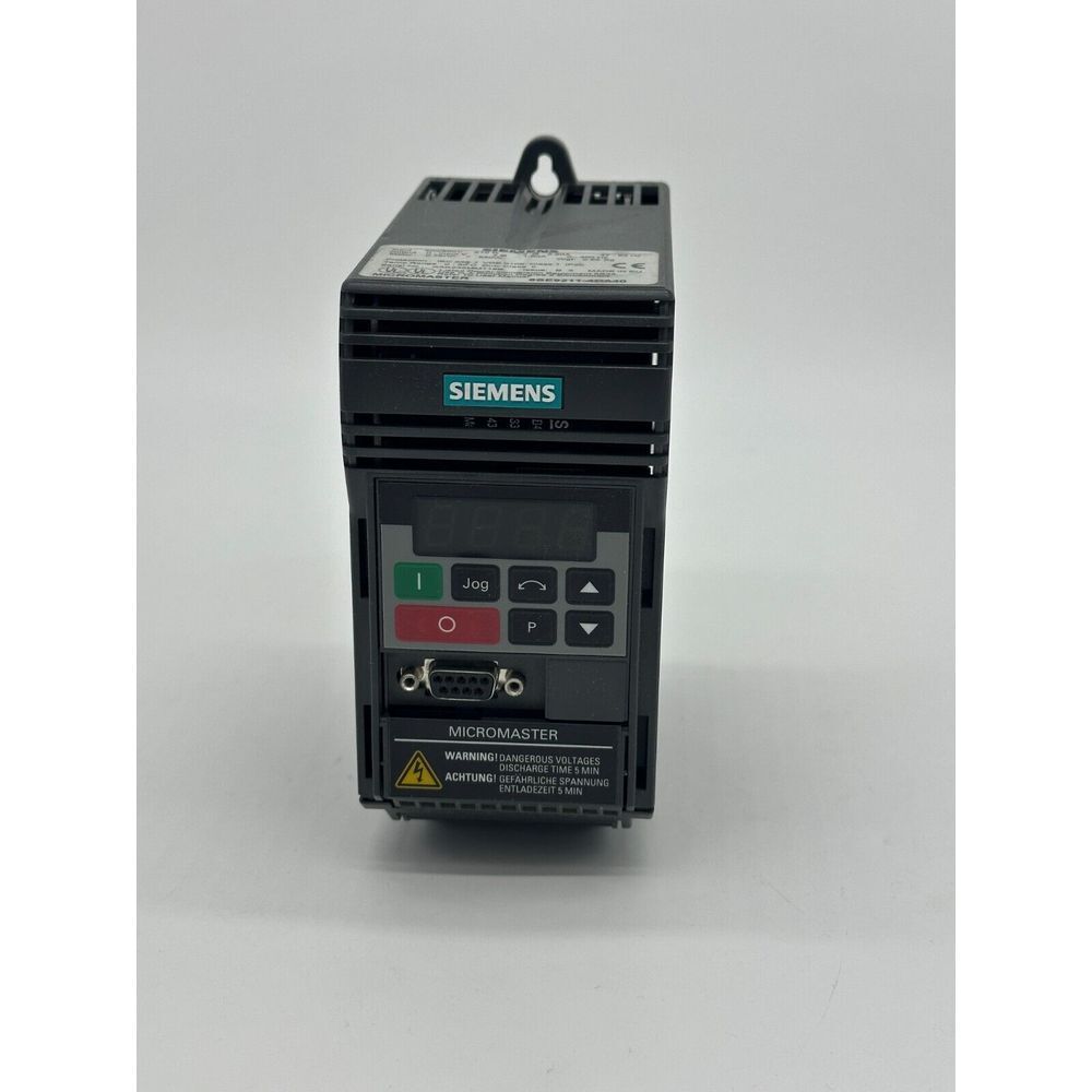 Siemens Micromaster 6SE9211-4DA40 Variable Frequency Drive Industrial Controller